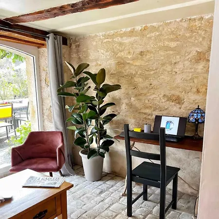 Sous La Glycine 3* Cressensac-Sarrazac